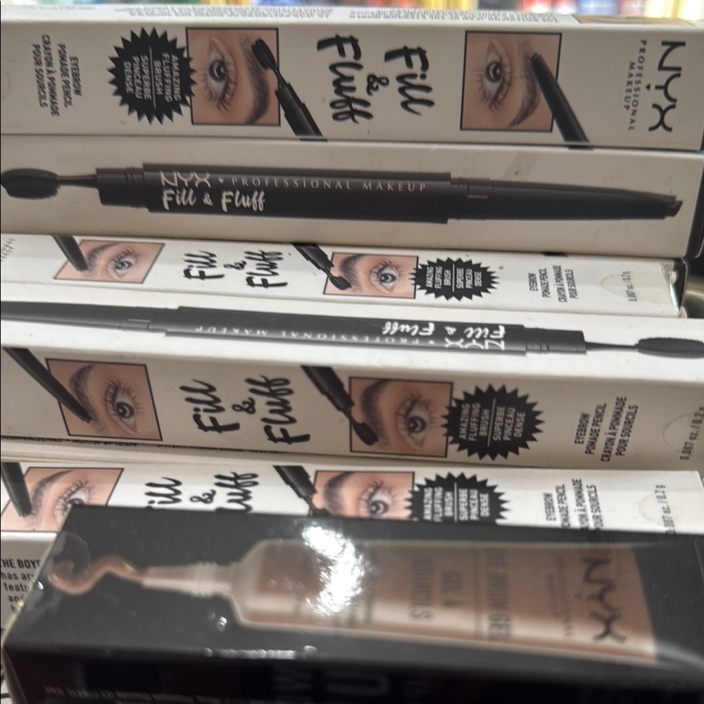 NYX Black Brow Definer Pencil